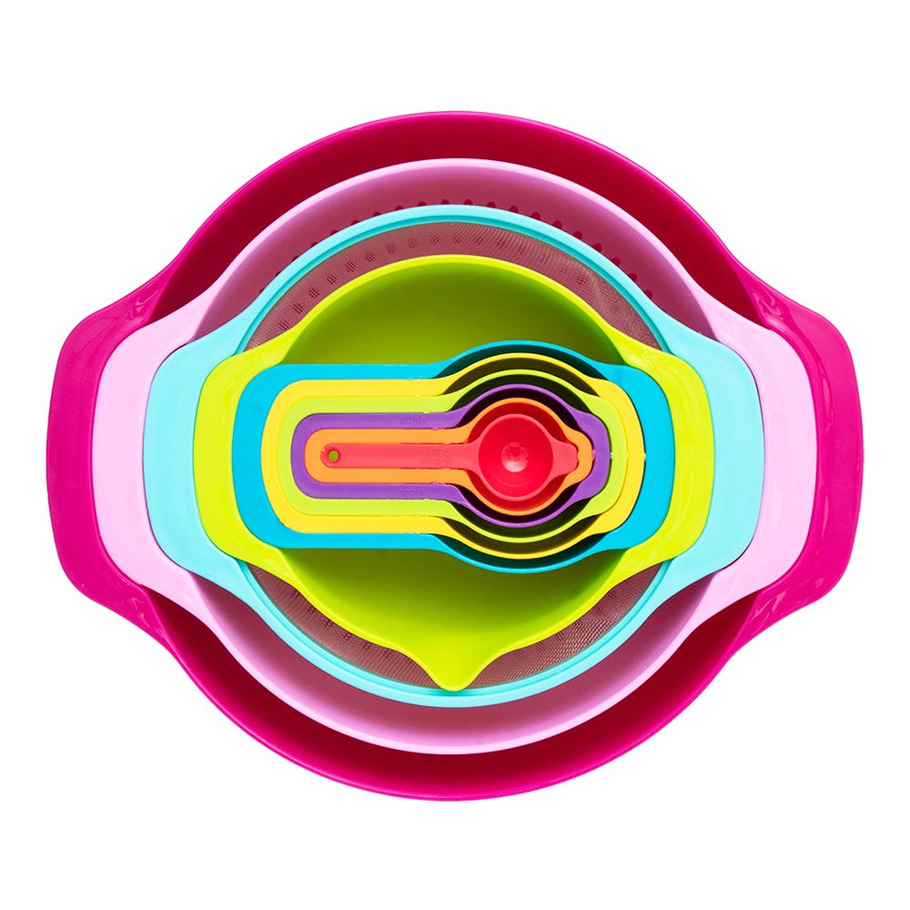 Juego de tazones y cucharas de varios colores de plástico