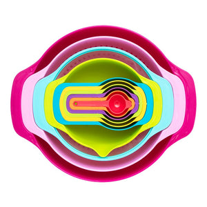 Juego de tazones y cucharas de varios colores de plástico