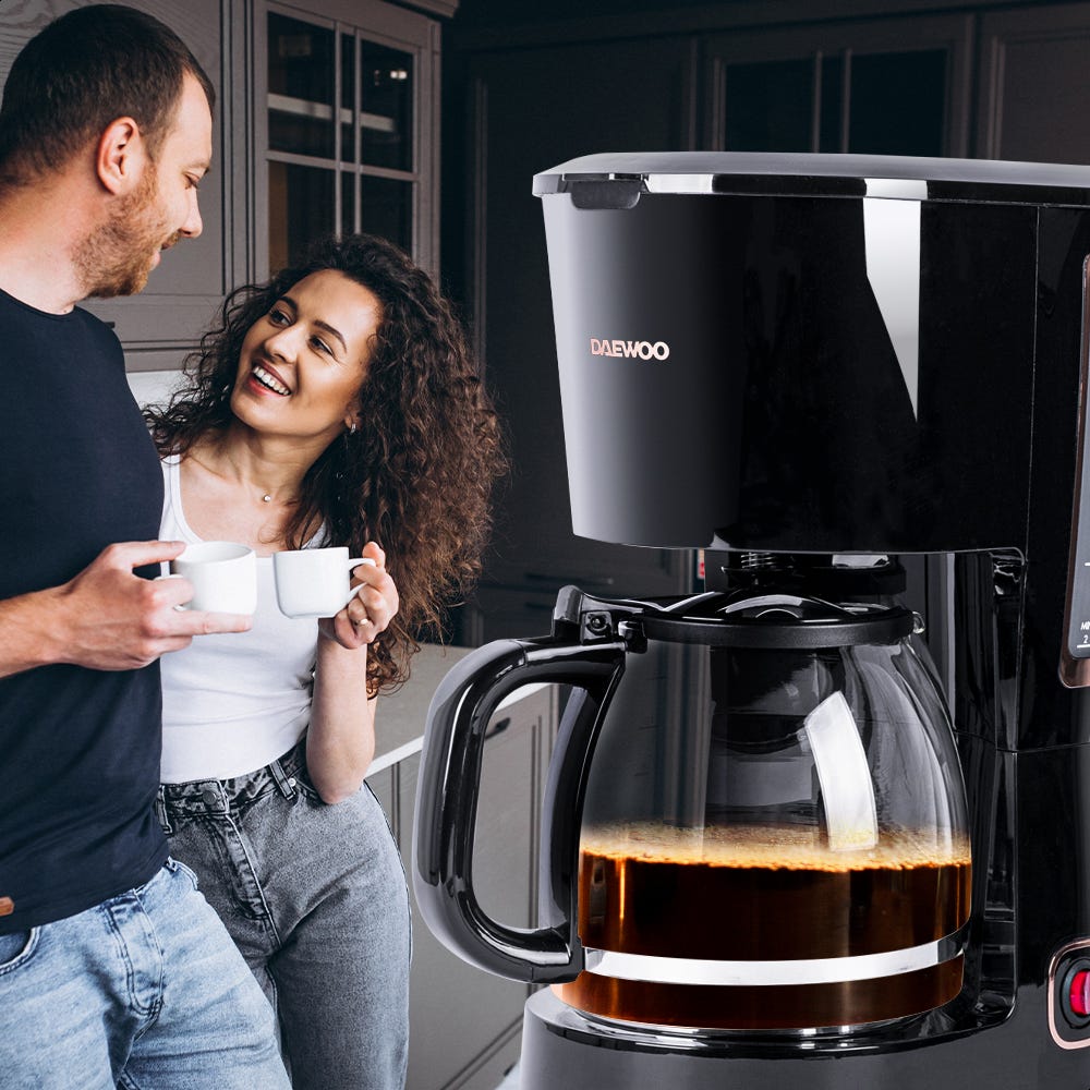 Cafetera 12 tazas con jarra de vidrio negra DCM-1884 Daewoo