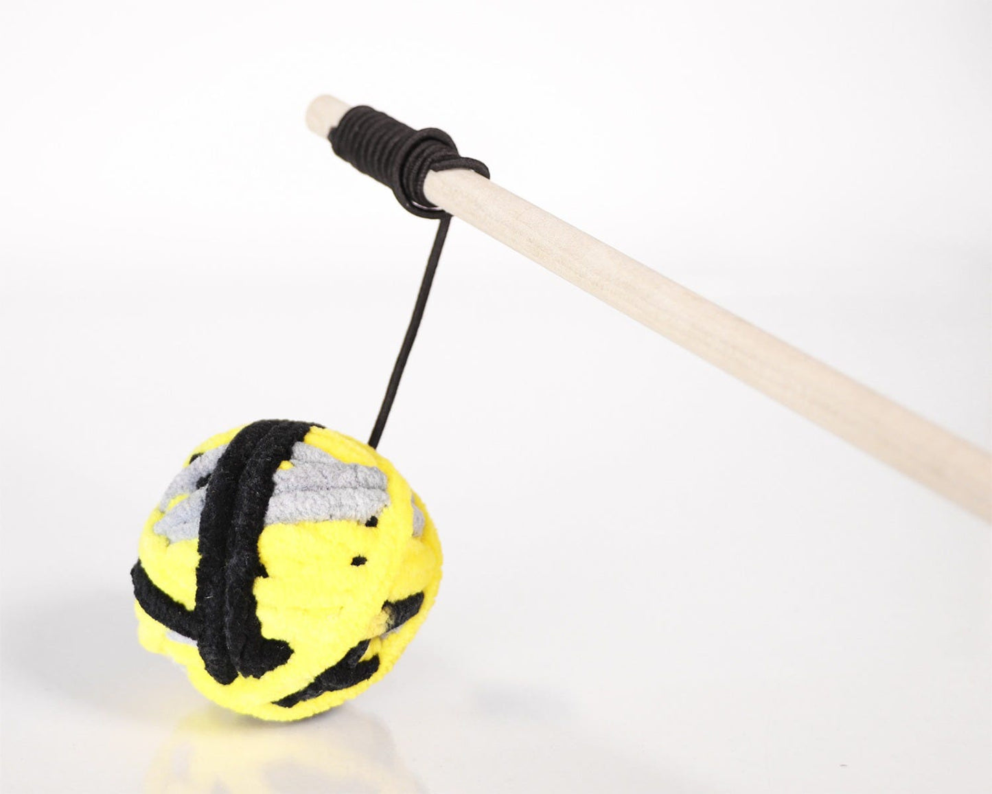 Juguete cana para gato madera y estambre JG-001 Peanuts